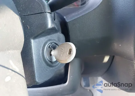 2013 Jeep Patriot Latitude z USA, uszkodzony, nr VIN 1C4NJPFB2DD213728